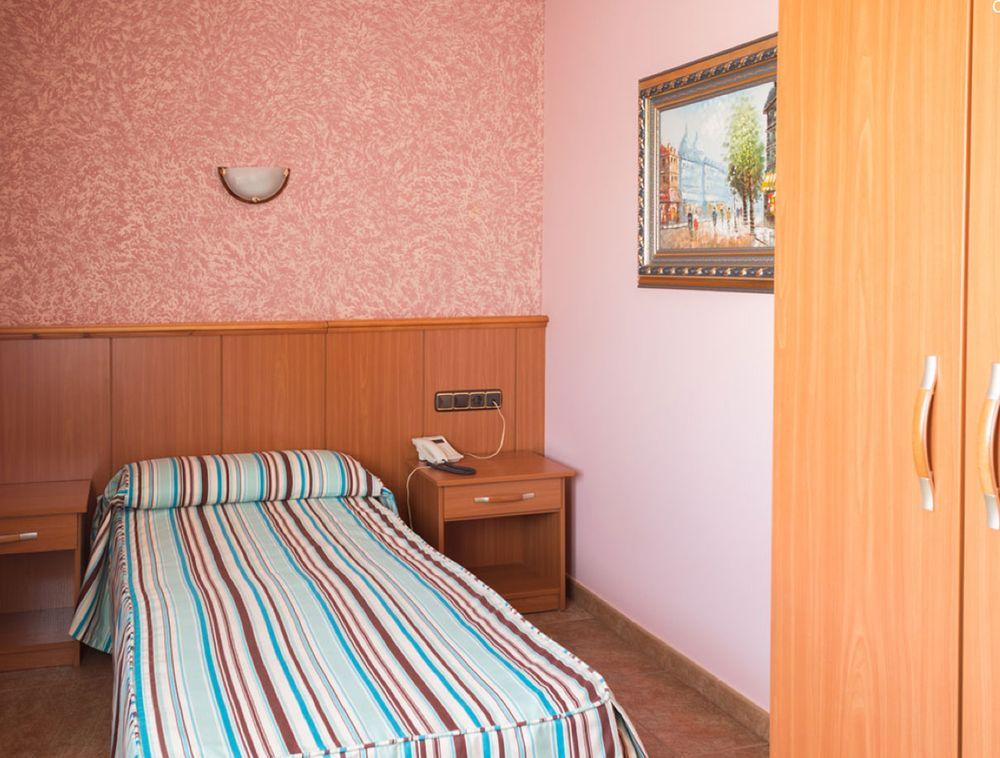 Hotel Real De Castilla Tordesillas Luaran gambar