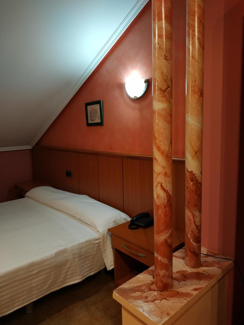 Hotel Real De Castilla Tordesillas Luaran gambar