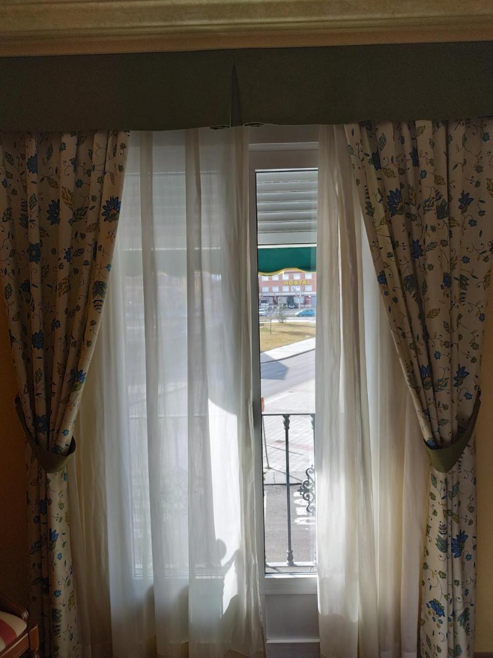 Hotel Real De Castilla Tordesillas Luaran gambar